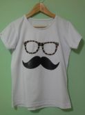 Camisa Óculos e Moustache